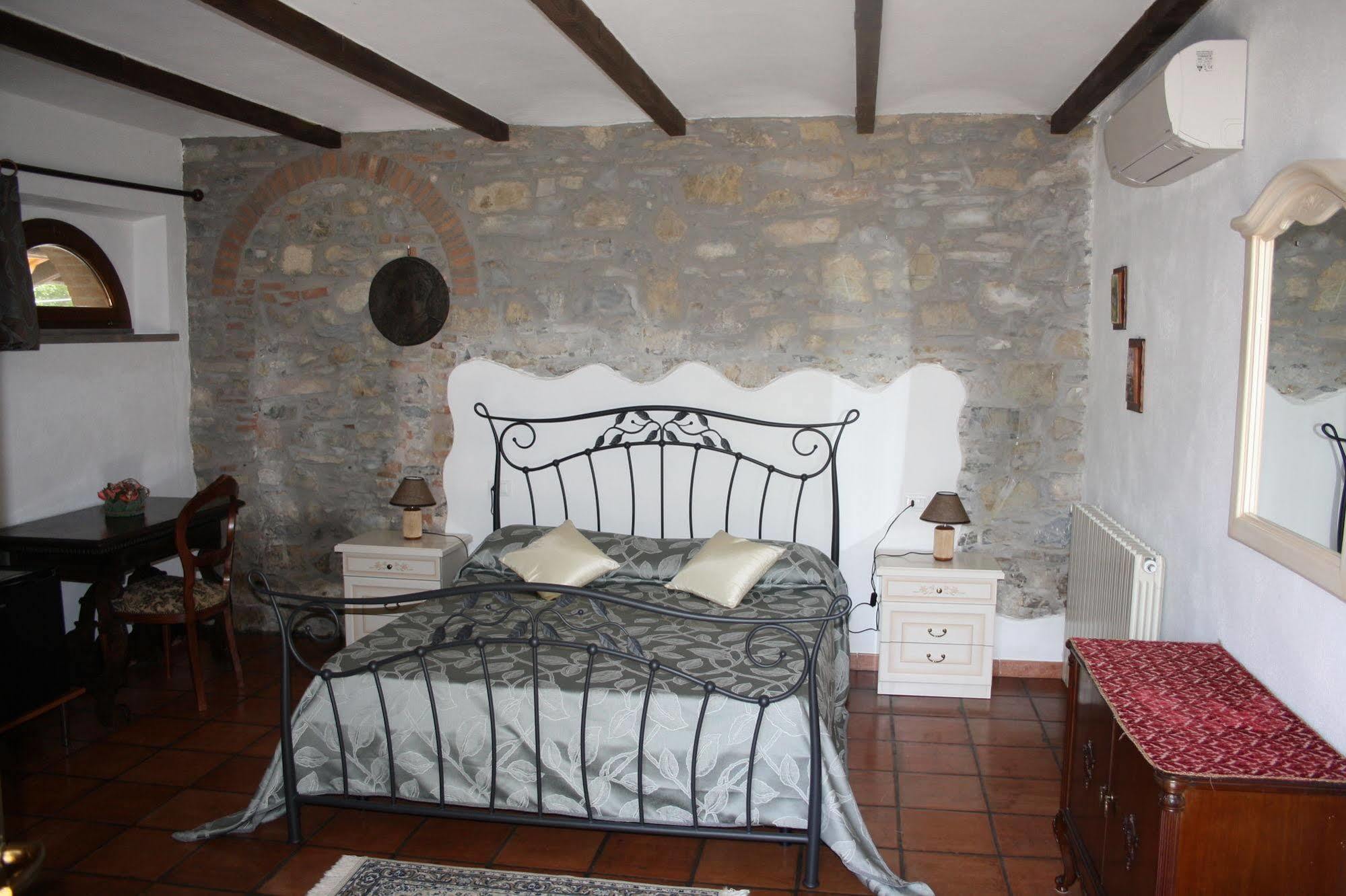 Campo Di Carlo Guest House ซัสเซ็ตตา ภายนอก รูปภาพ